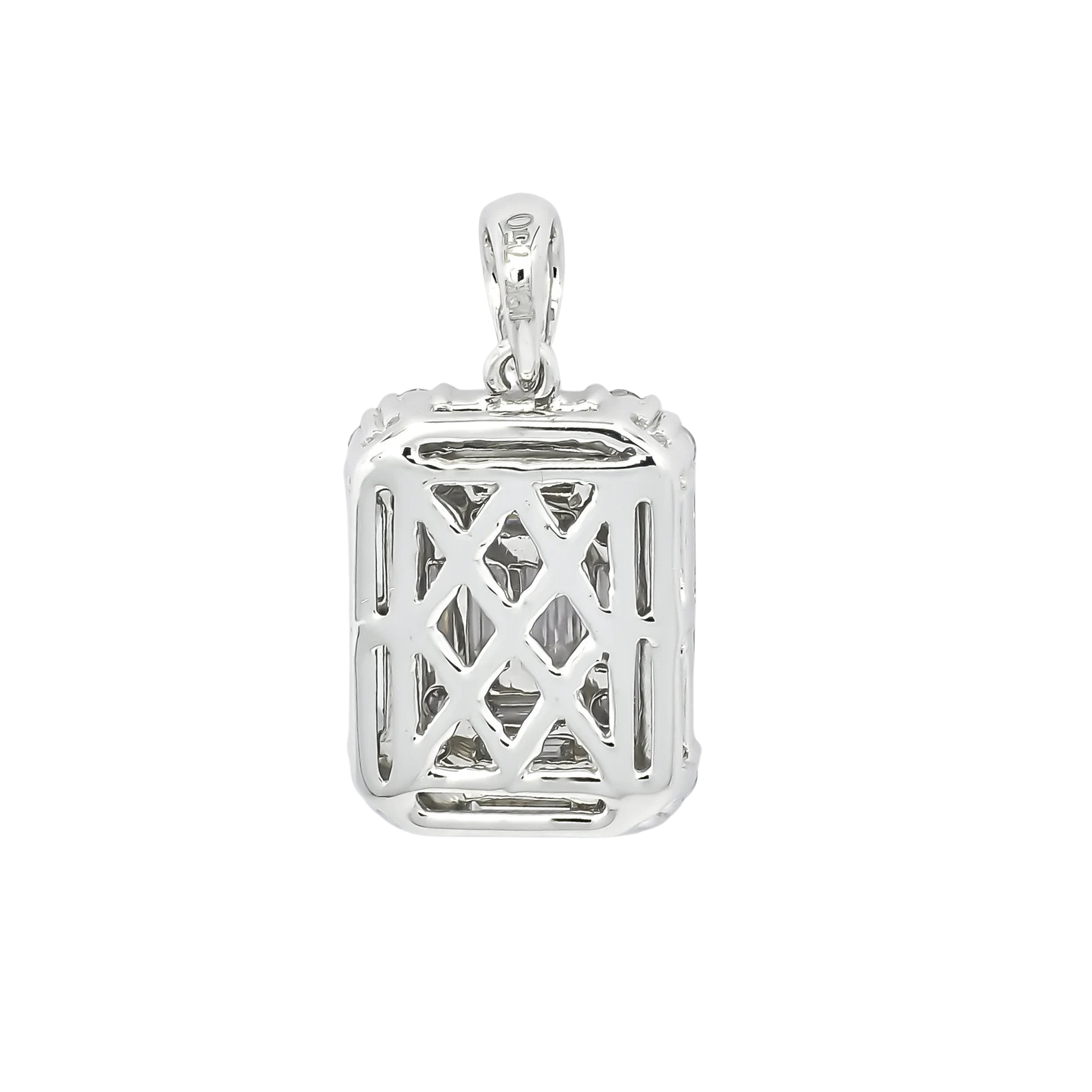 DIAMOND CLUSTER PENDANT