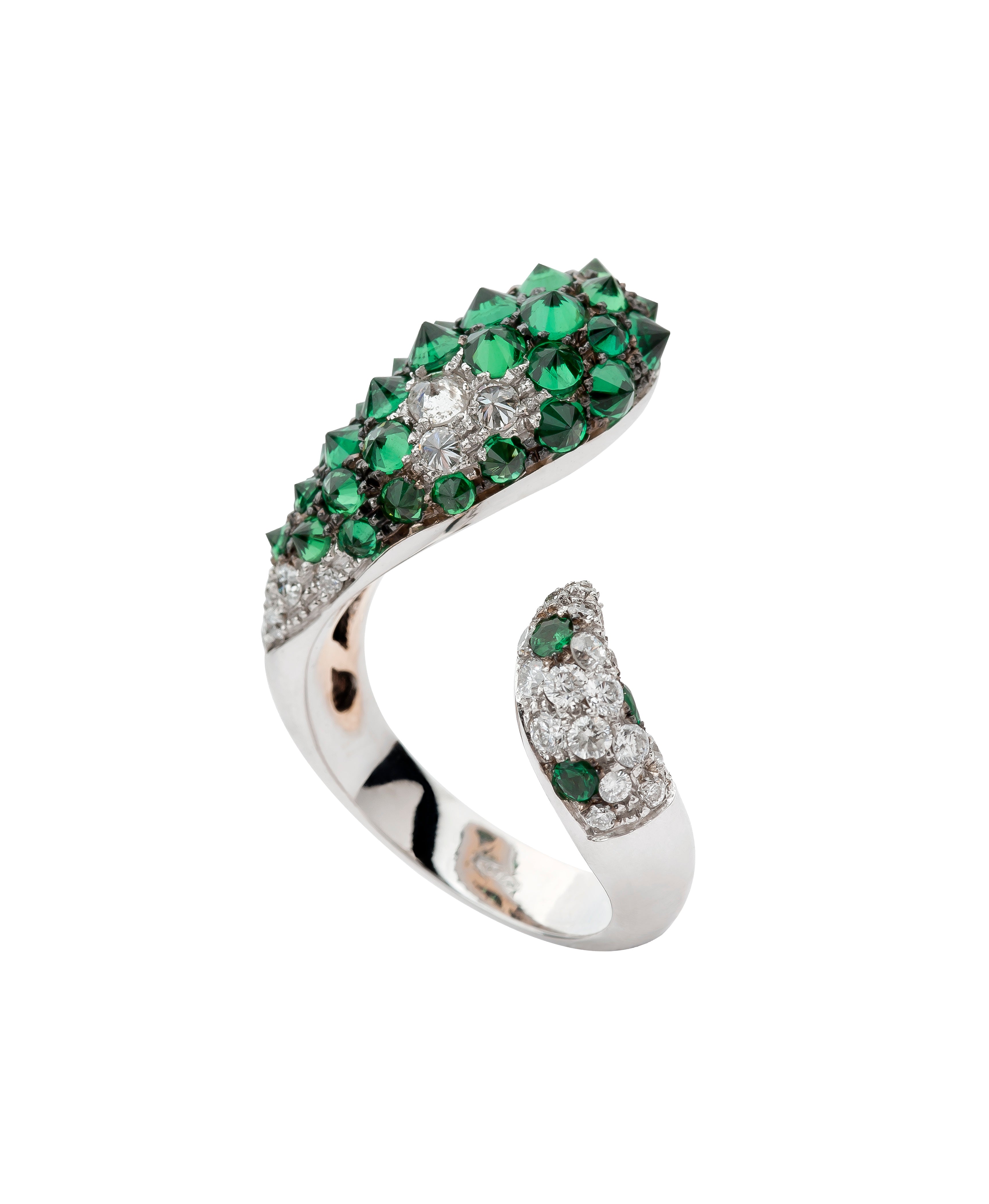 INVERNO COLLECTION – TSAVORITE DIAMOND RING