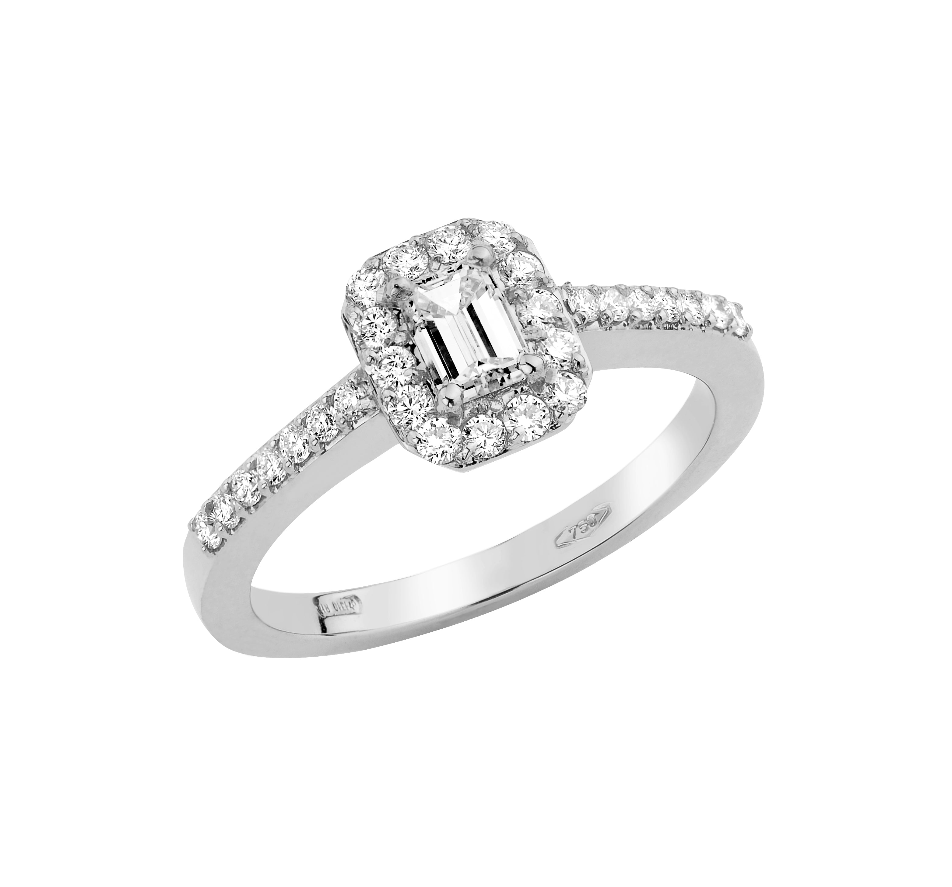 PIAZZA VENEZIA COLLECTION – EMERALD-CUT DIAMOND RING IN WHITE GOLD